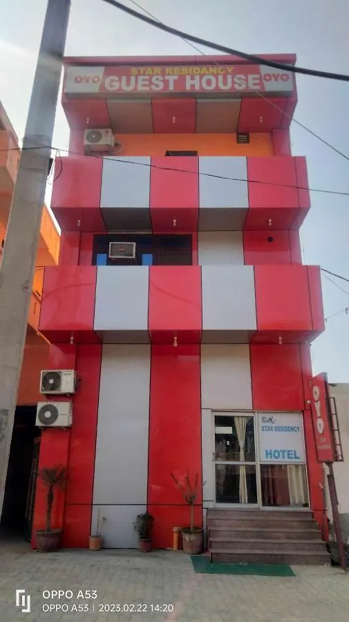 Отель Flagship Star Residency Гургаон